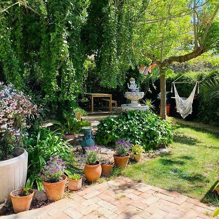 Charming Apartment In A Duplex With Garden & Balcony Cunit Luaran gambar
