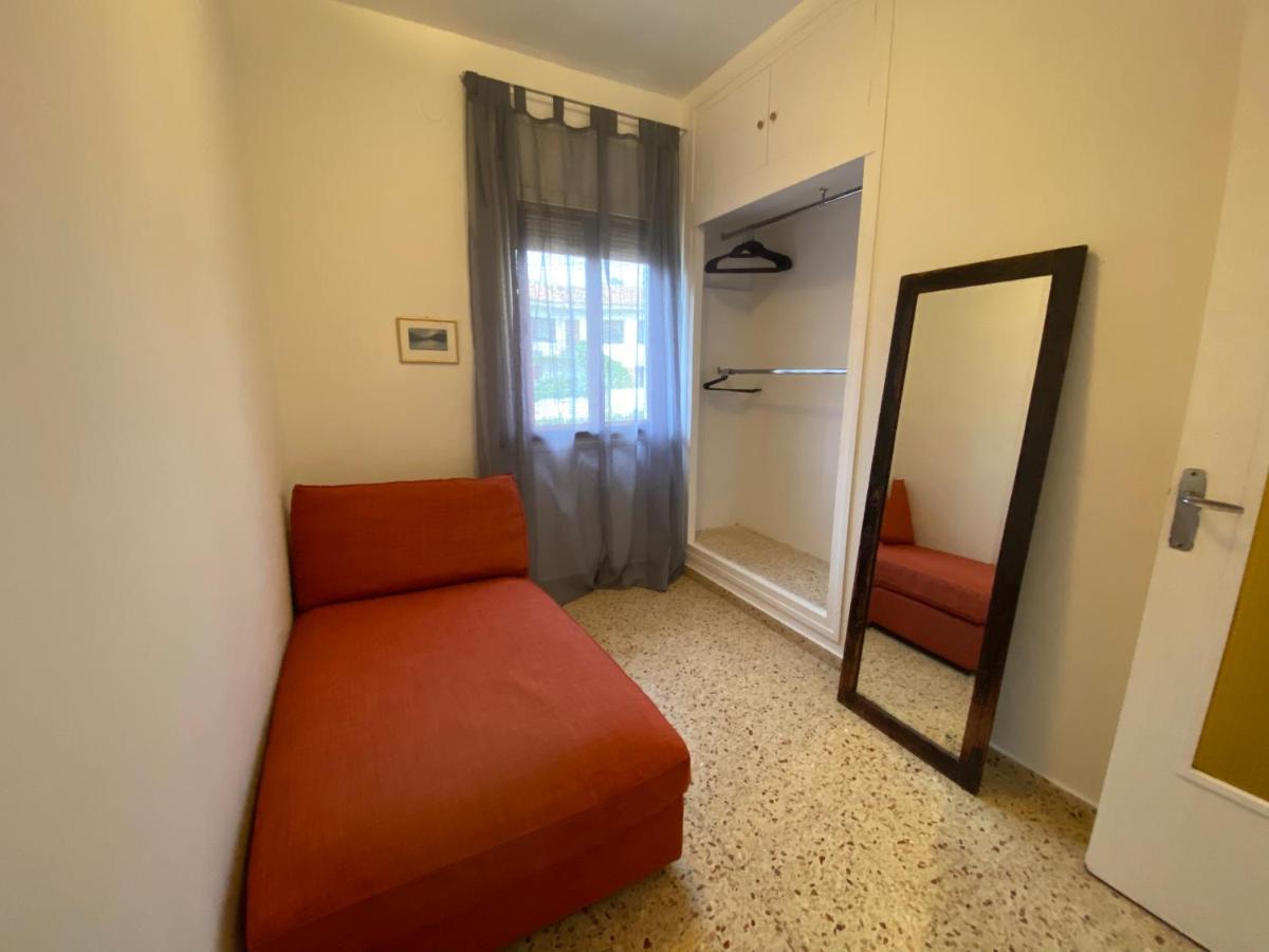 Charming Apartment In A Duplex With Garden & Balcony Cunit Luaran gambar